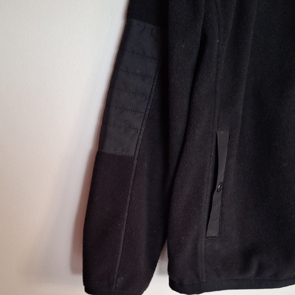 Calvin Klein Men's Black Performance Jacket - Picture 4 of 6